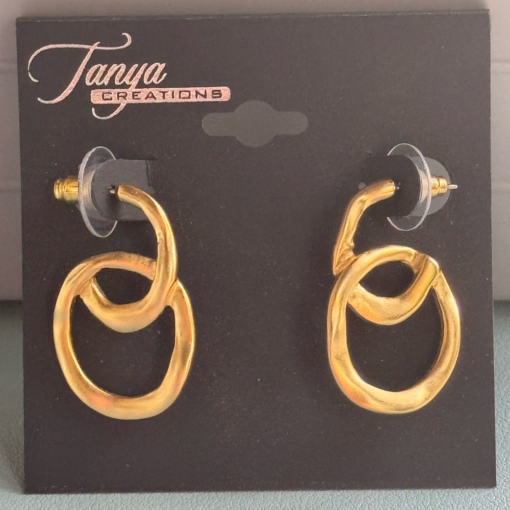 Gold Twist Earrings 1.25 inch
